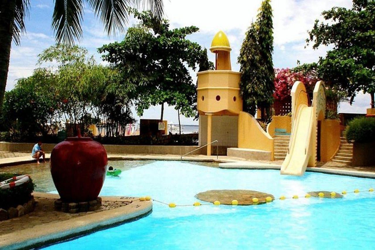Egi Resort & Hotel Lapu-Lapu City Exterior photo