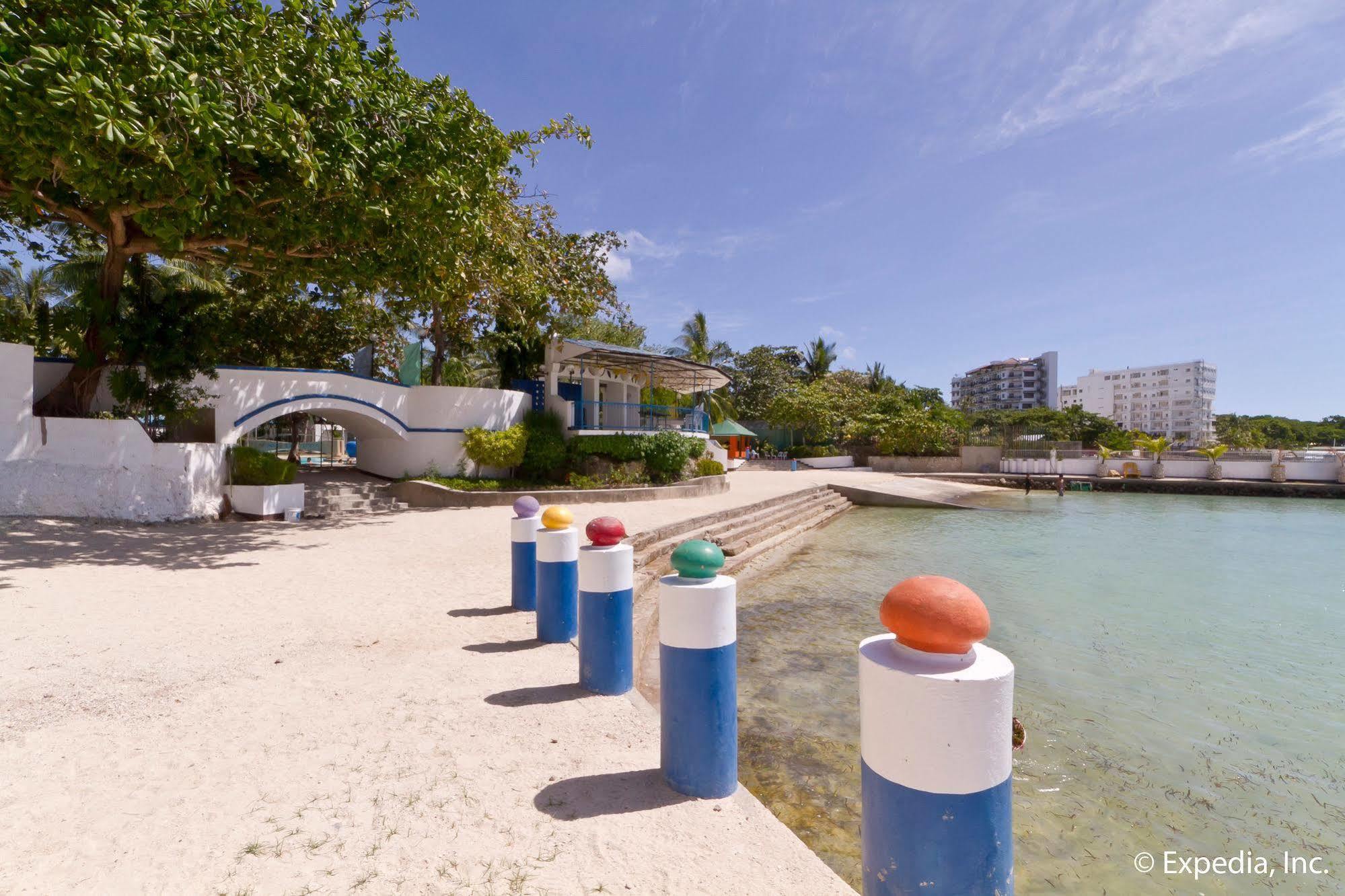 Egi Resort & Hotel Lapu-Lapu City Exterior photo